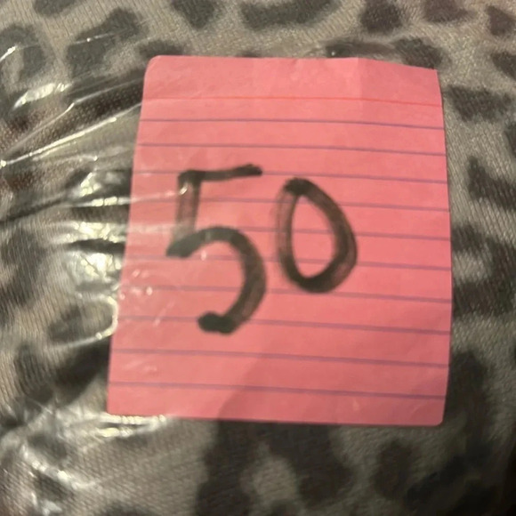 Lucky Brand Women’s 4-Piece Pajama Set in Gray Leopard Size XXL - Picture 5 of 6